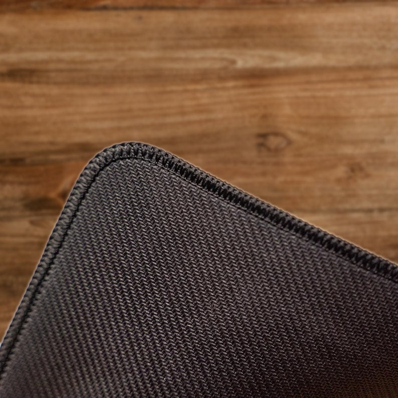 Sword of Transcendent Waters  - MTG Spielmatte - 24 x 14 inches - MTG Geschenke - MTG Zubehör - Magie Tischmatte